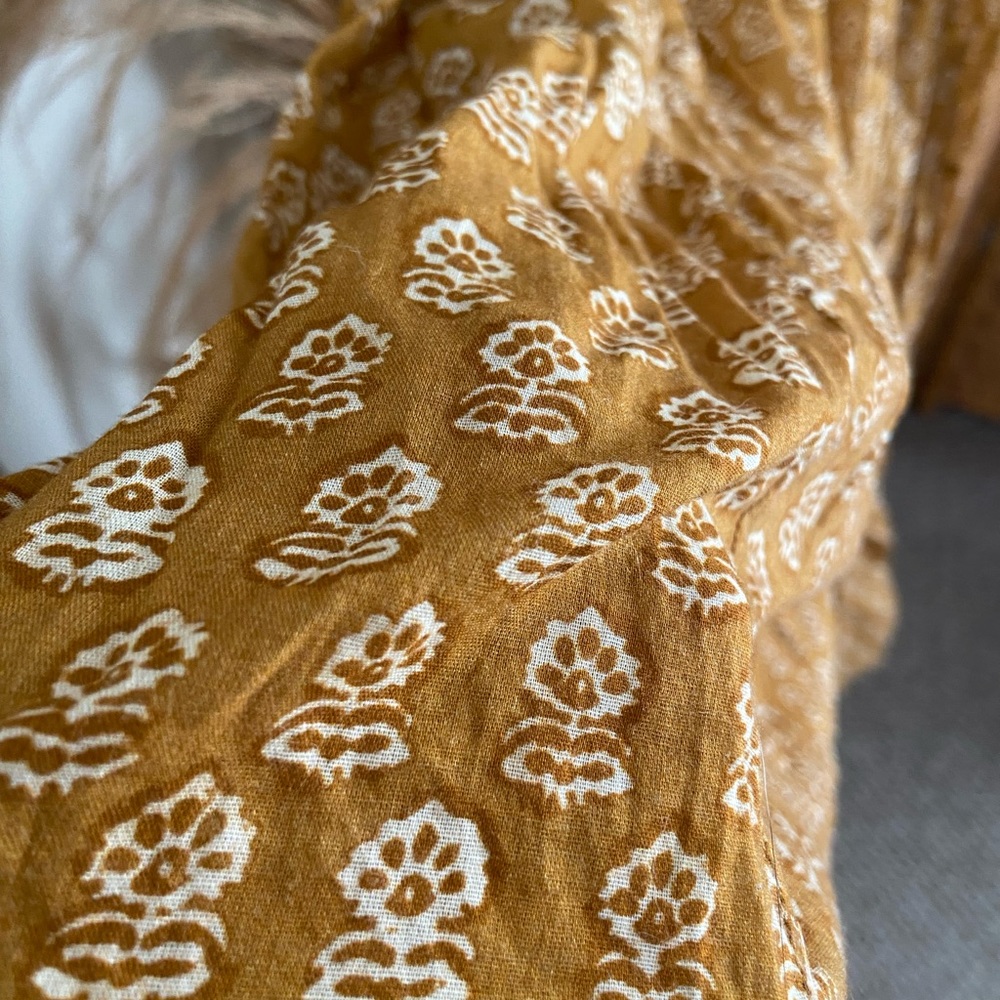 Sorell Doen dress in golden - Picture 6 of 11